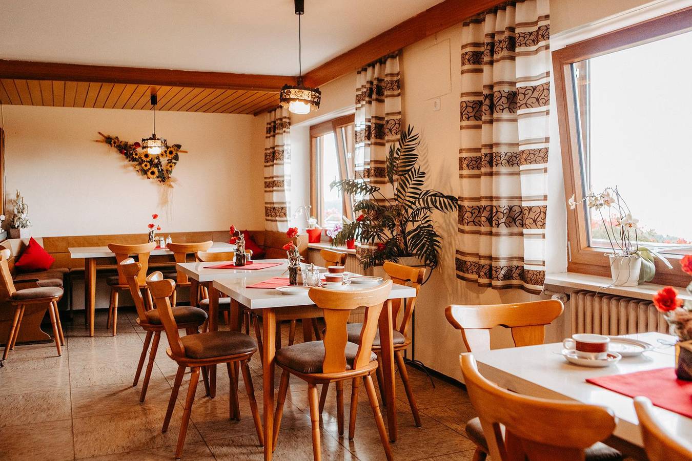 Pension Jodlbauer - Dreibettzimmer in Schöllnach, Vorderer Bayerischer Wald