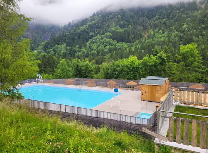 Chalet for 8 people, with Balcony/Terrace and Terrace as well as Garden in Les Deux Alpes