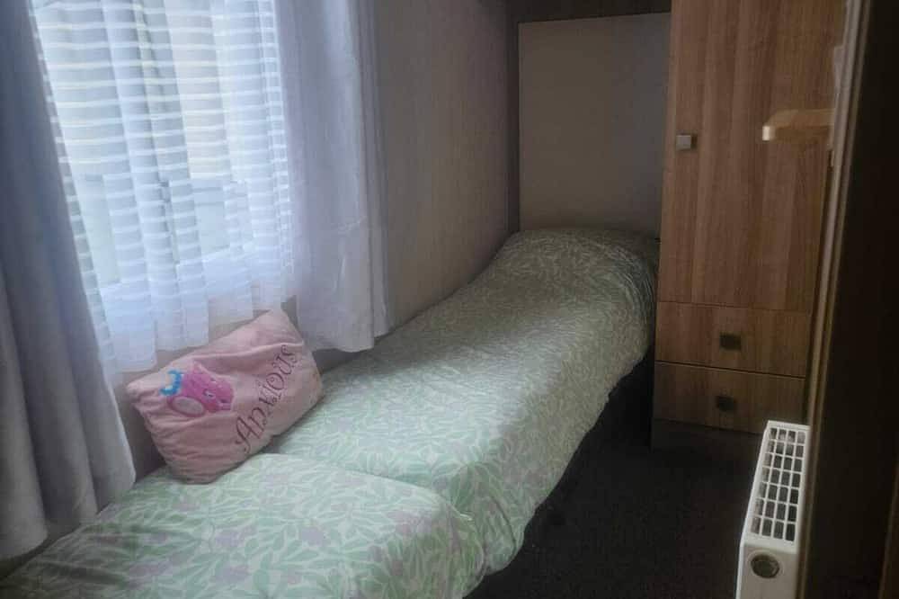 Private Caravan to Hire - Marton Mere Haven Holiday Village in Blackpool Pleasure Beach, North West England