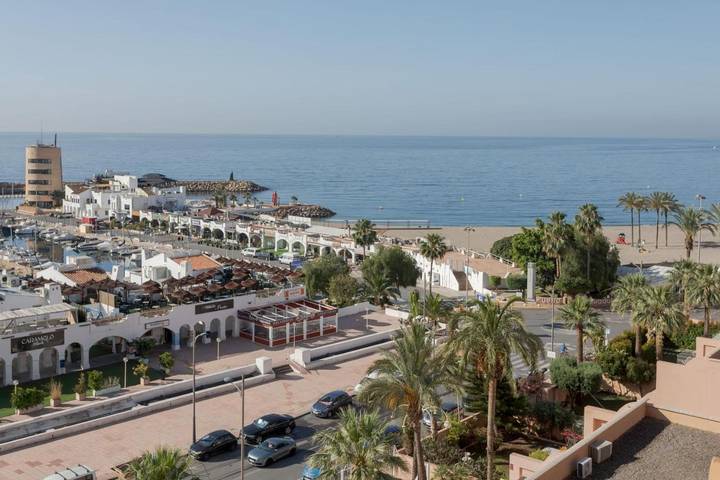 Apartamento para 6 personas, con piscina y jardín además de vistas y piscina para niños en Aguadulce