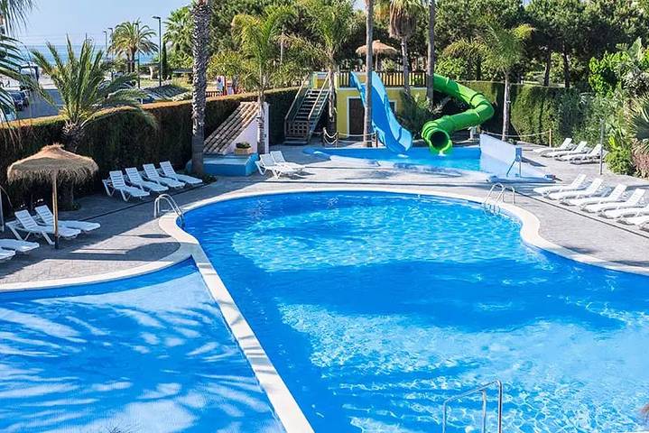 Bungalow für 4 Personen, mit Pool und Terrasse in Katalonien - 2