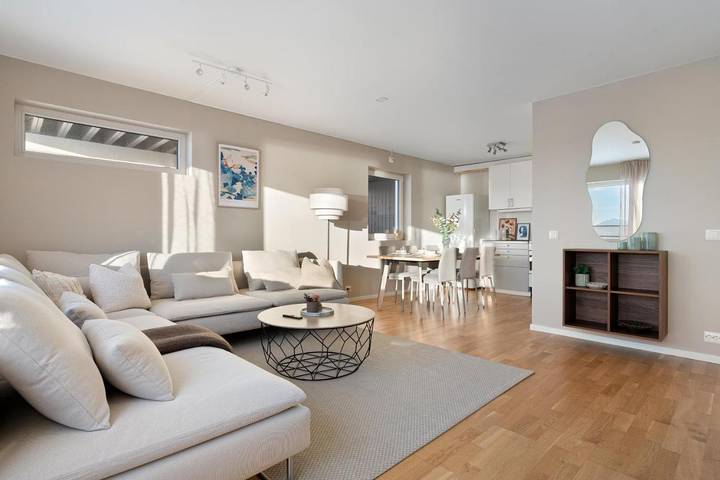 Ferienwohnung für 4 Personen, mit Terrasse und Garten sowie Ausblick - 1