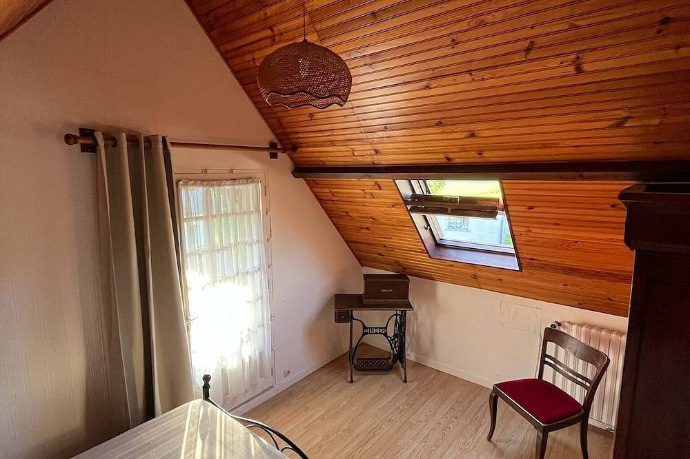 Normandy house with large garden near Paris in Beaumont-le-Roger, Región de Bernay
