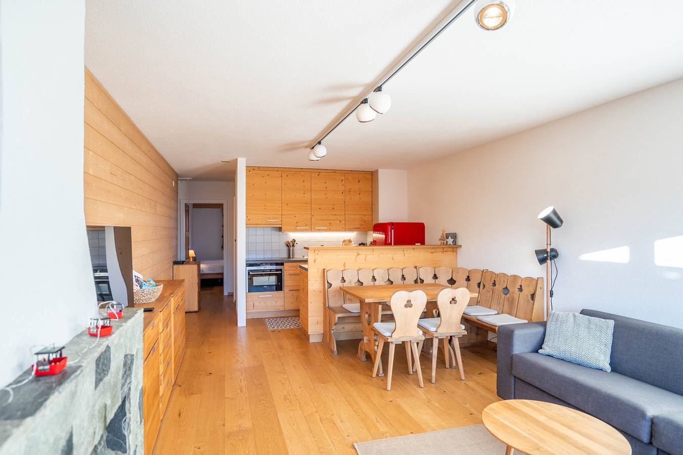 Entire apartment, Hameau D004 - Appartement 2.0 room(s) in Les Masses, Vex