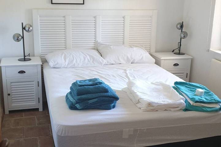 Location de vacances pour 12 personnes, avec jardin et terrasse à Rousset - 2