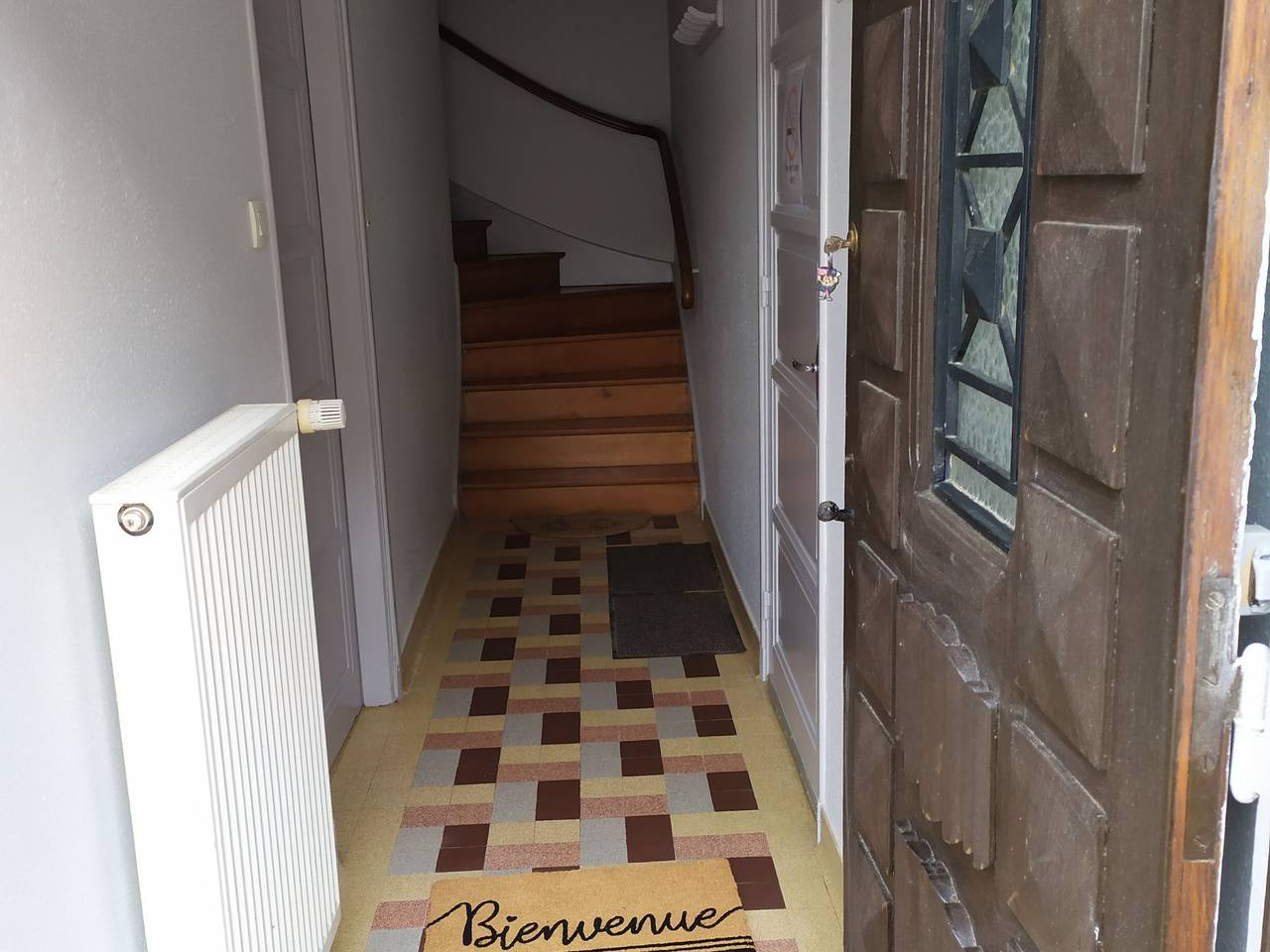 Gîte convivial avec 3 chambres, proche du patrimoine historique, cour et équipements inclus in Neufchâteau