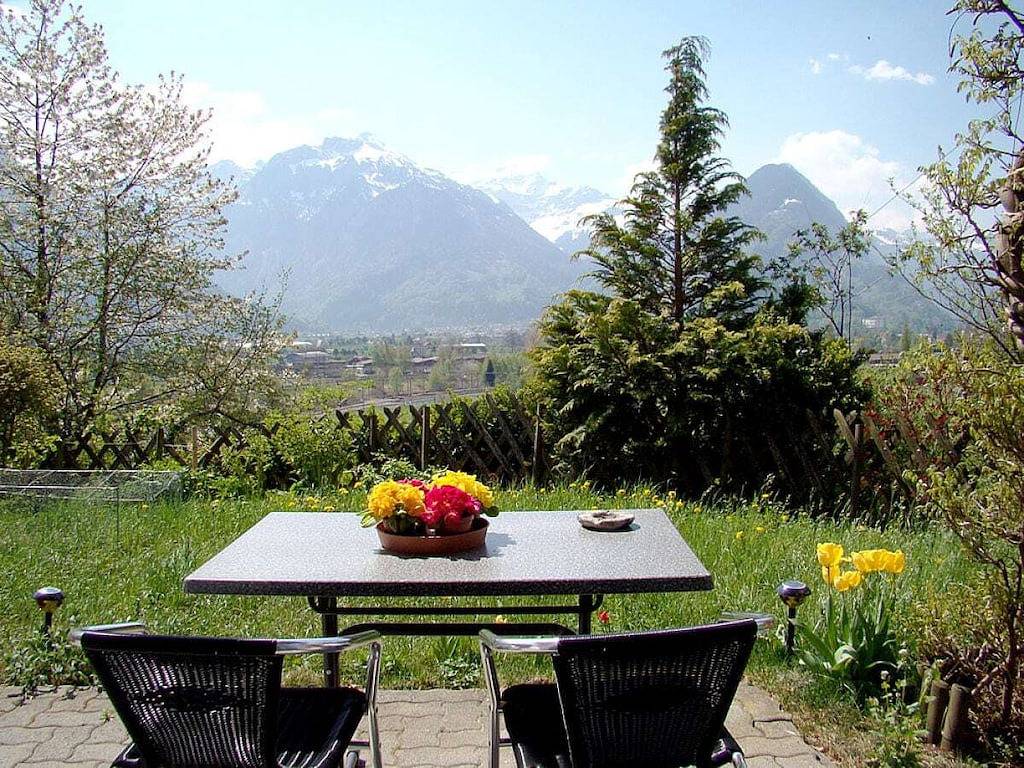 Chalet in den Schweizer Bergen in Ringgenberg (BE), Thunersee