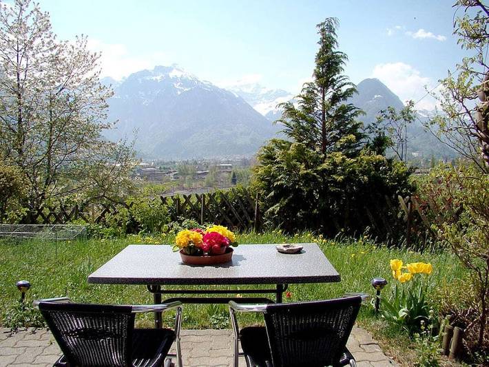 Chalet in den Schweizer Bergen in Ringgenberg (BE), Thunersee