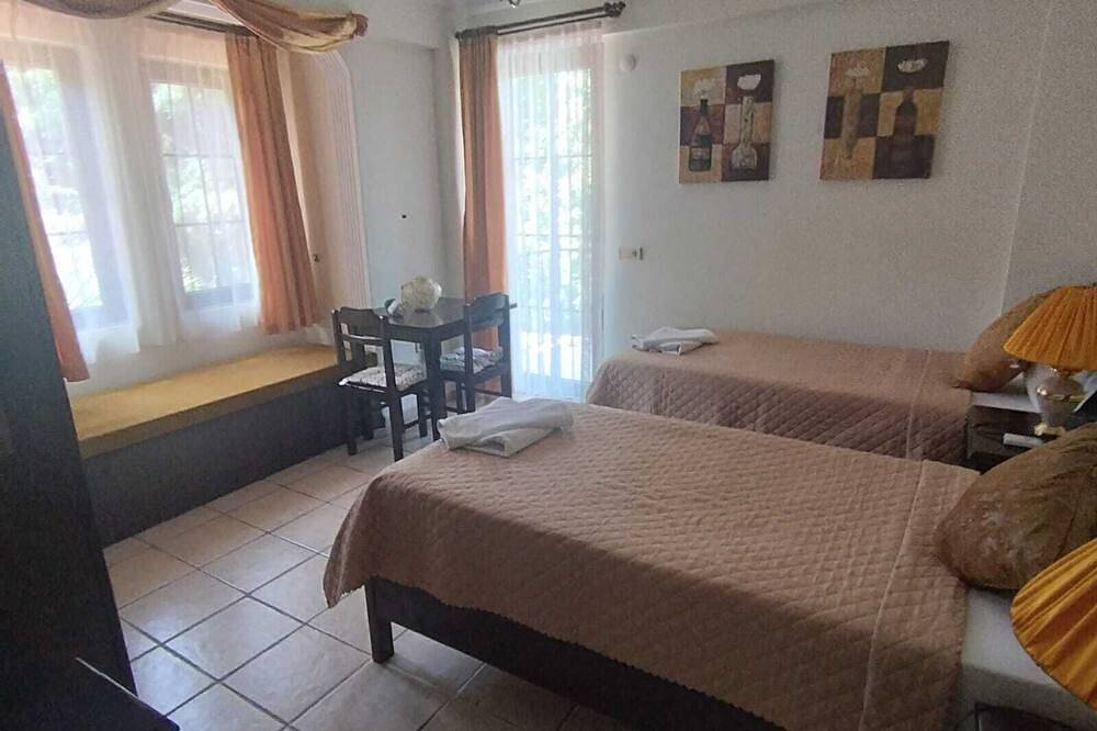 Luxusvilla mit privatem Pool, gepflegten Gärten und kostenlosem Wifi Unlimited in Fethiye, Türkische Ägäis