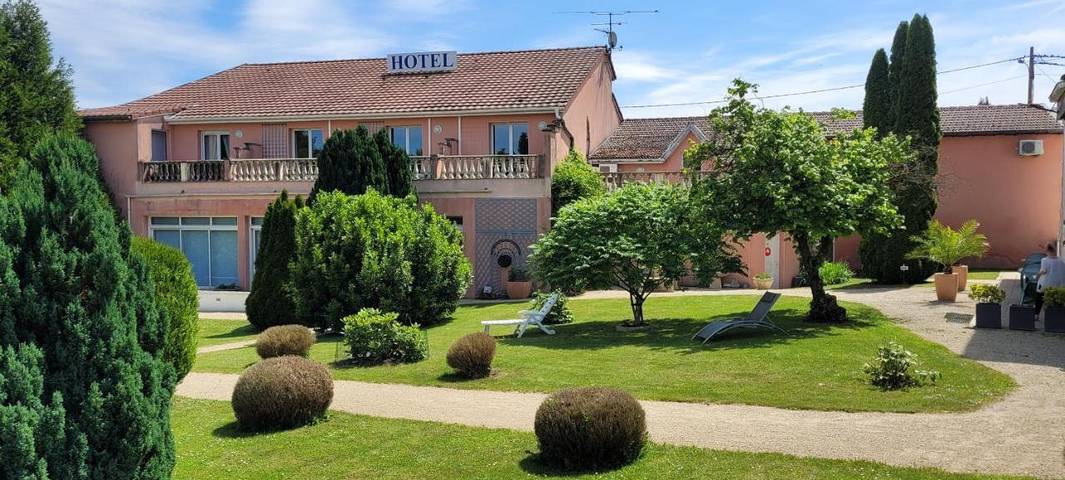 Hôtel pour 2 personnes, avec jardin à Commercy