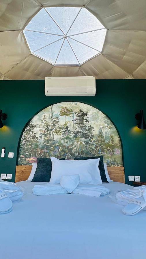 Gîte pour 2 personnes, avec Jacuzzi et Terrasse ainsi que Jardin et Sauna à Saint-Sulpice-le-Guérétois