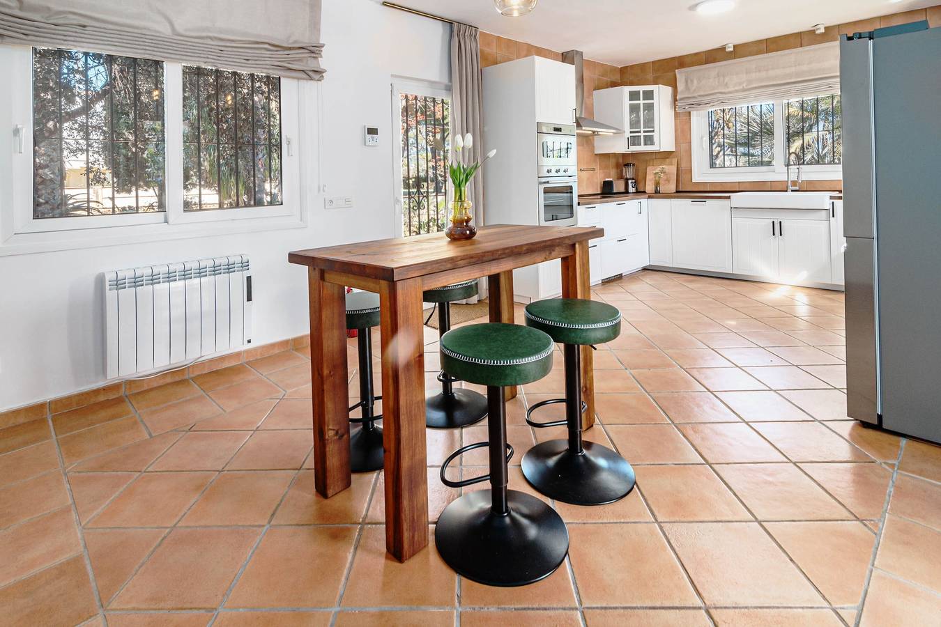 Sunhouse Villa Marbella avec piscine de luxe, jardins et vue sur la montagne in Estepona, Costa del Sol