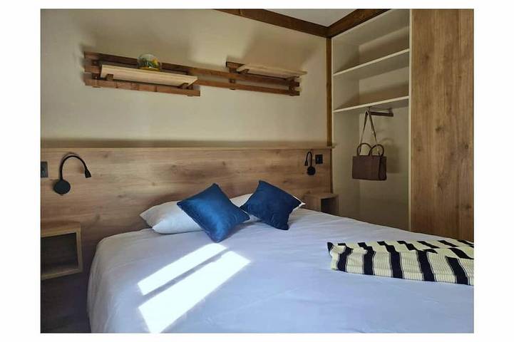 Gîte pour 6 personnes, avec jardin ainsi que piscine et terrasse à Brullioles - 2