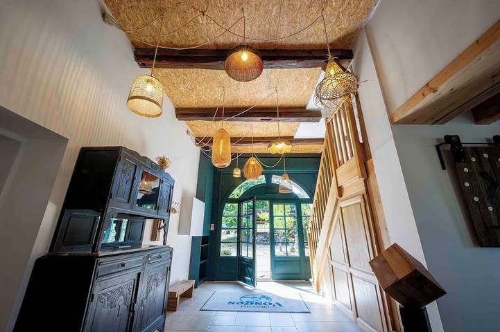 Maison de vacances pour 10 personnes, avec Jacuzzi et Terrasse ainsi que Jardin et Sauna