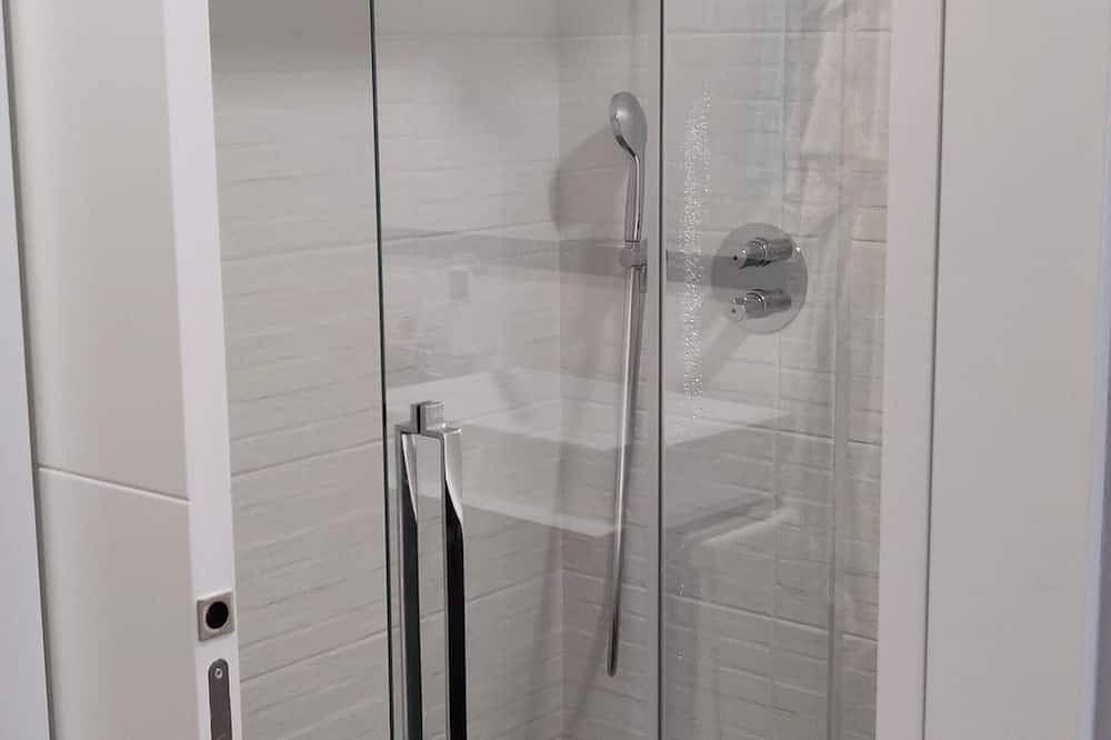 Ganze Wohnung, Moderne Wohnung vor kurzem renoviert - Torre de Hércules in La Coruña, Costa de Galicia