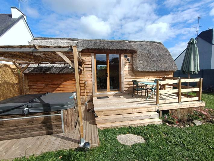 Casa de huéspedes para 2 personas, con piscina y terraza además de jardín y jacuzzi - 1