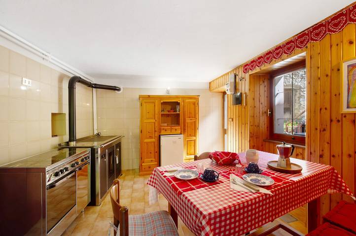 Holiday Home 'Casa Savin 35' with Mountain View, Private Garden and Balcony in Fraissiney-Savin, Comune di Pontboset
