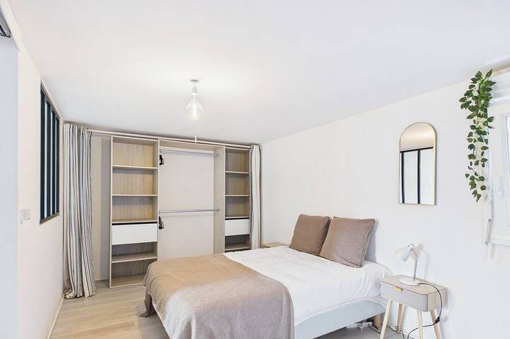 Gîte pour 2 personnes, avec terrasse et jardin dans Plage Kersidan - 3
