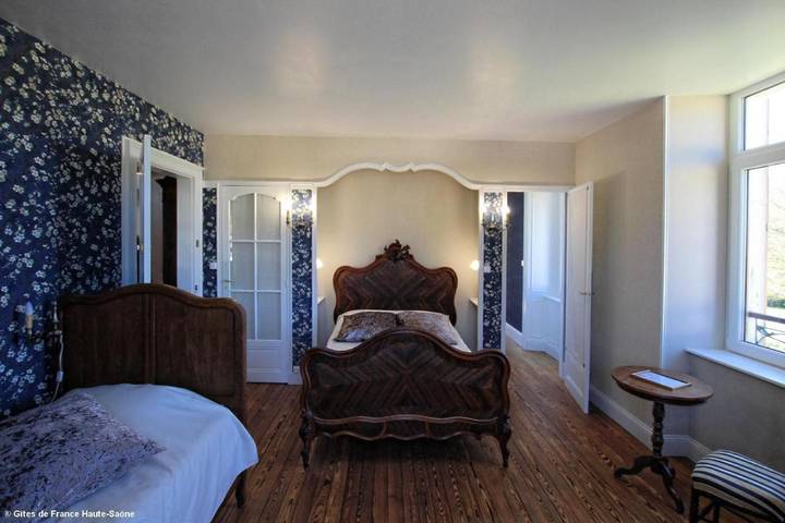 Chambre d’hôte pour 5 personnes, avec jardin à Fougerolles - 2