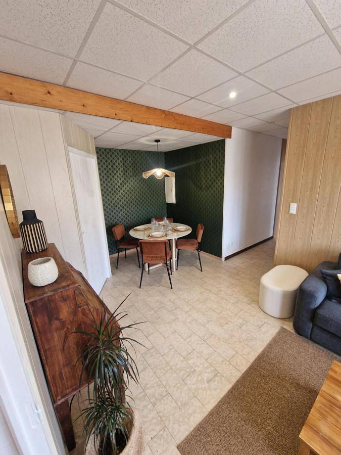 Location de vacances pour 4 personnes, avec Terrasse et Jardin dans La Gare De Lantriac