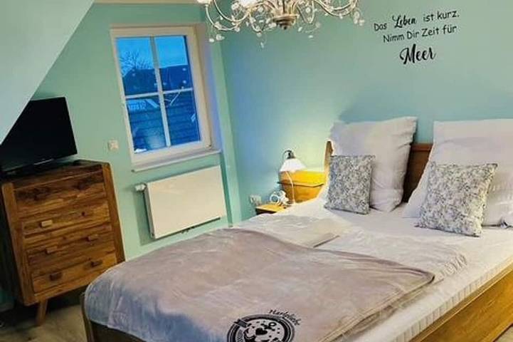 Ferienhaus für 6 Personen, mit Sauna und Garten in Carolinensiel - 2