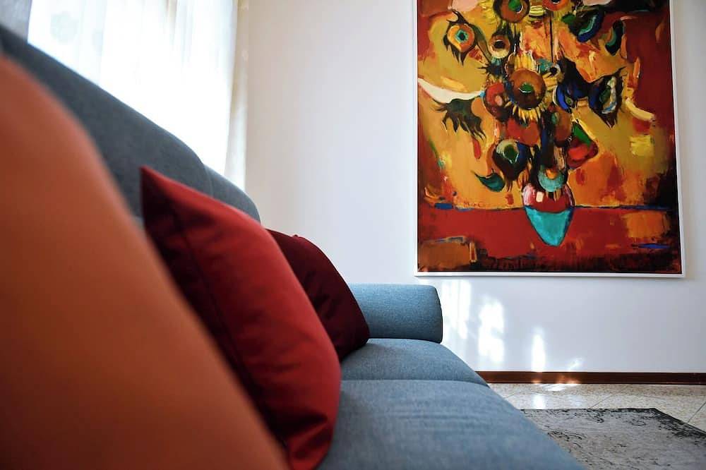 Entire apartment, Apartment in the center of Abano Terme. Wifi, free air conditioning. in Abano Terme, Euganean Hills