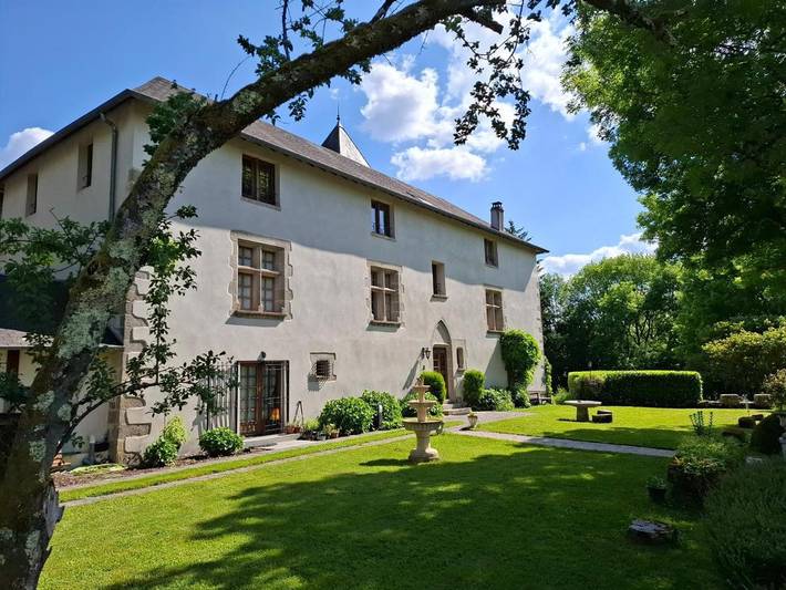 Gîte pour 2 personnes, avec terrasse ainsi que vue et jardin à Tulle - 4