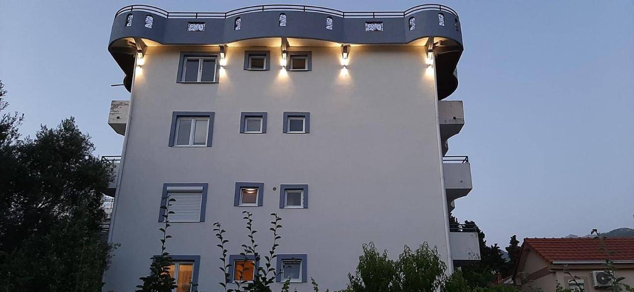 Twin Room with Balcony in Šušanj, Montenegro Coast