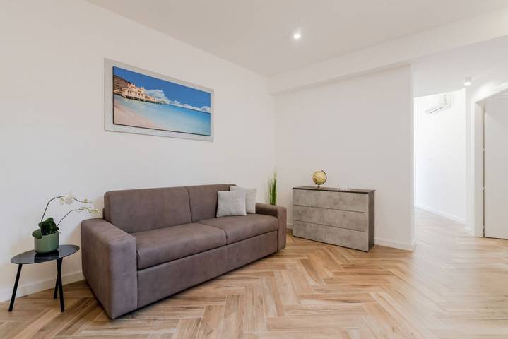 Appartamento intero, GuestHost - Heart of Palermo: Hamuri Holiday House in Palermo, Provincia di Palermo