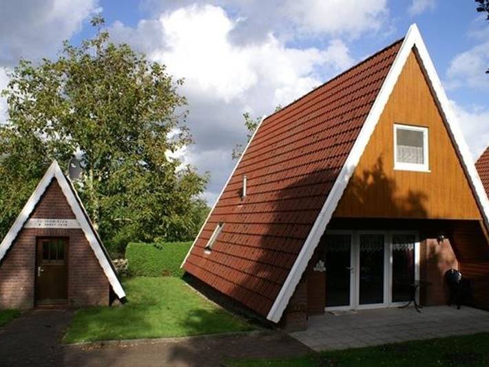 Ferienhaus für 4 Personen, mit Garten und Terrasse sowie Seeblick, mit Haustier in Niedersachsen - 2