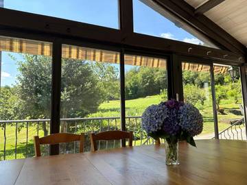 Cottage pour 8 personnes, avec jardin ainsi que balcon et vue à Le Bez