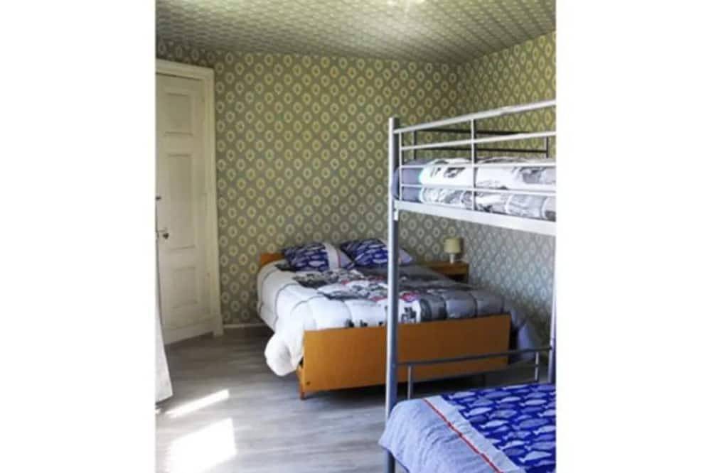 Appartement entier, 2 Personnes chateau d'arcis in Rosières, Haute-Loire