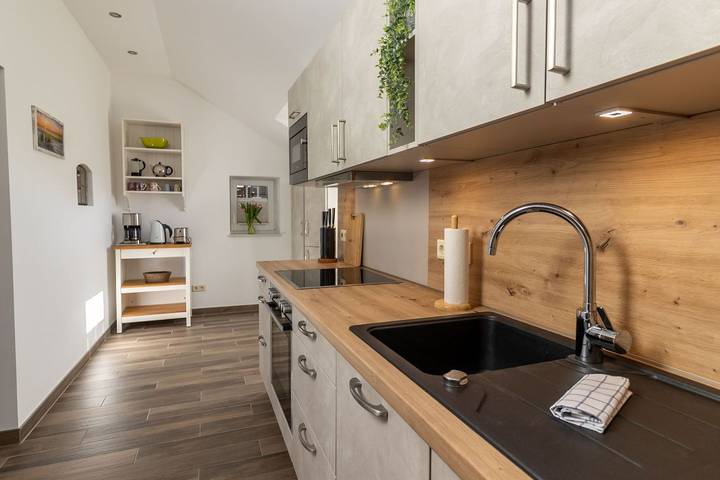 Ferienhaus für 4 Personen, mit Terrasse in Rysum - 2