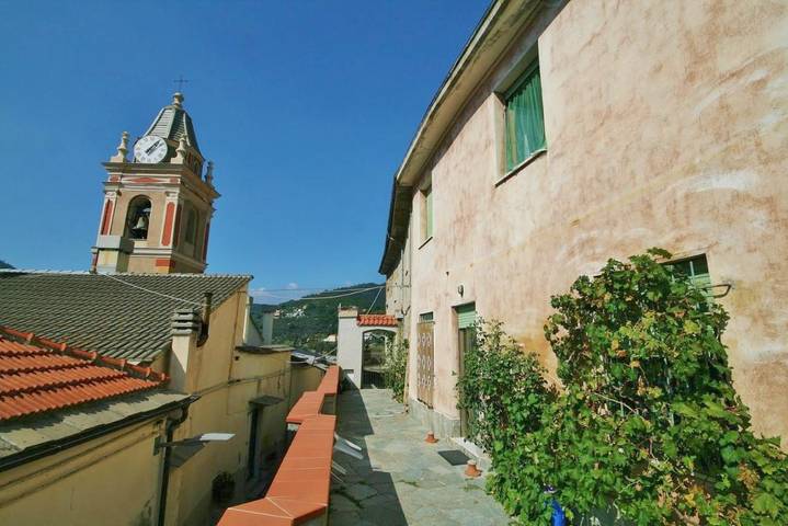 Location de vacances pour 2 personnes, avec terrasse à Noli - 2