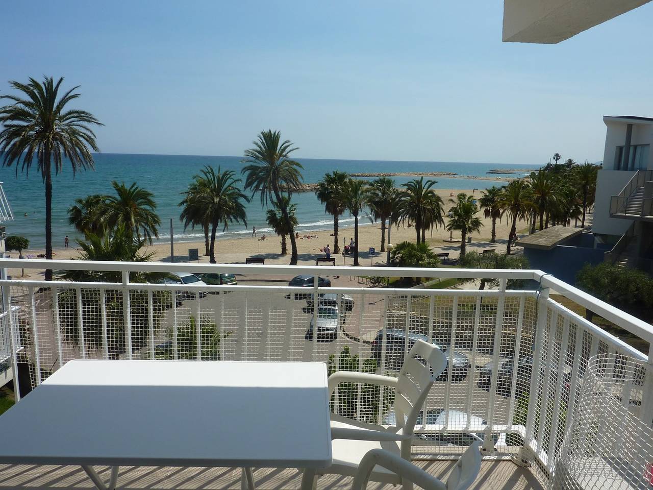 Apartamento entero, Apartamento con vistas al mar, cama doble, aire acondicionado, lavadora y WiFi in Cambrils, Costa Dorada