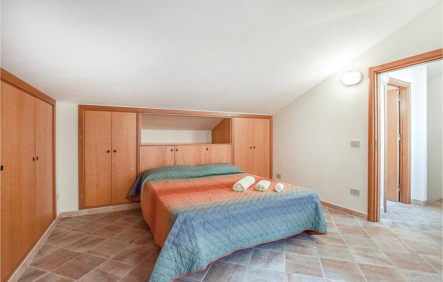 Apartamento vacacional entero, Retiro junto al mar: ¡Terraza, WiFi y mucho más! in Trabia, Provincia de Palermo