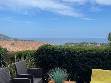 Location De Vacances pour 4 Personnes dans Cap Estérel, Saint-Raphaël, Photo 1
