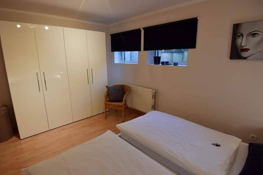 Ganze Wohnung, Gästehaus Scholly - Appartement/Fewo, Dusche, Wc, 1 Schlafraum in Saarlouis, Mosel-Saar