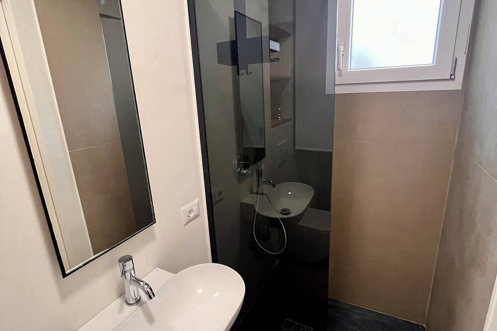 Entire apartment, Loft Real in Messina: Space and Comfort in Renovated Historic Building! in Messina, Messina Province