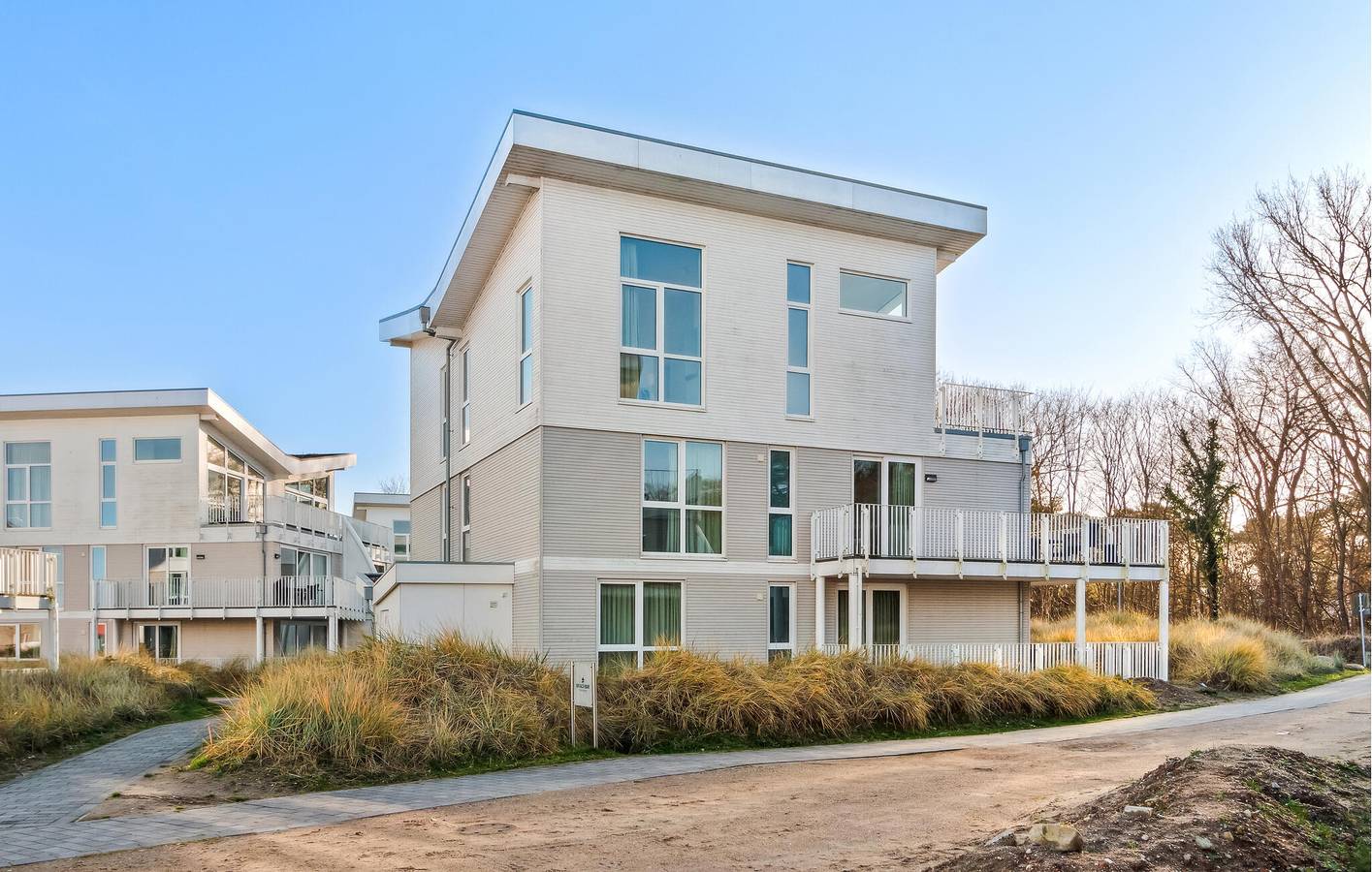 Ganze Ferienwohnung, Terrassen-Apartment: Strand 2,5km, TV, Internet, Küche in Priwall, Lübeck