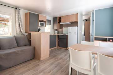 Camping pour 4 Personnes dans Bretagne-d'Armagnac, Gers, Photo 4