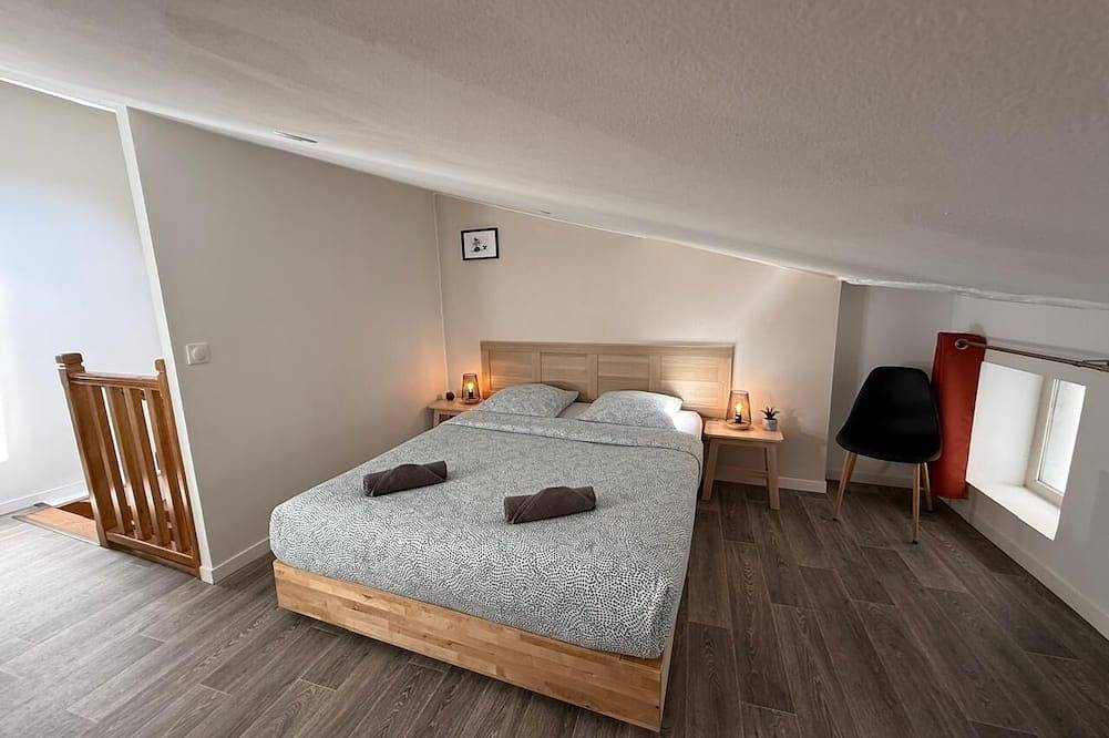 Appartement entier, L'endormi 3 - Hypercentre - 10min de Jaude Tout à pied in Clermont-Ferrand, Parc naturel régional des Volcans d'Auvergne