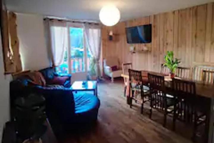 Gîte pour 8 personnes, avec jardin et balcon à Saint-Béat - 4