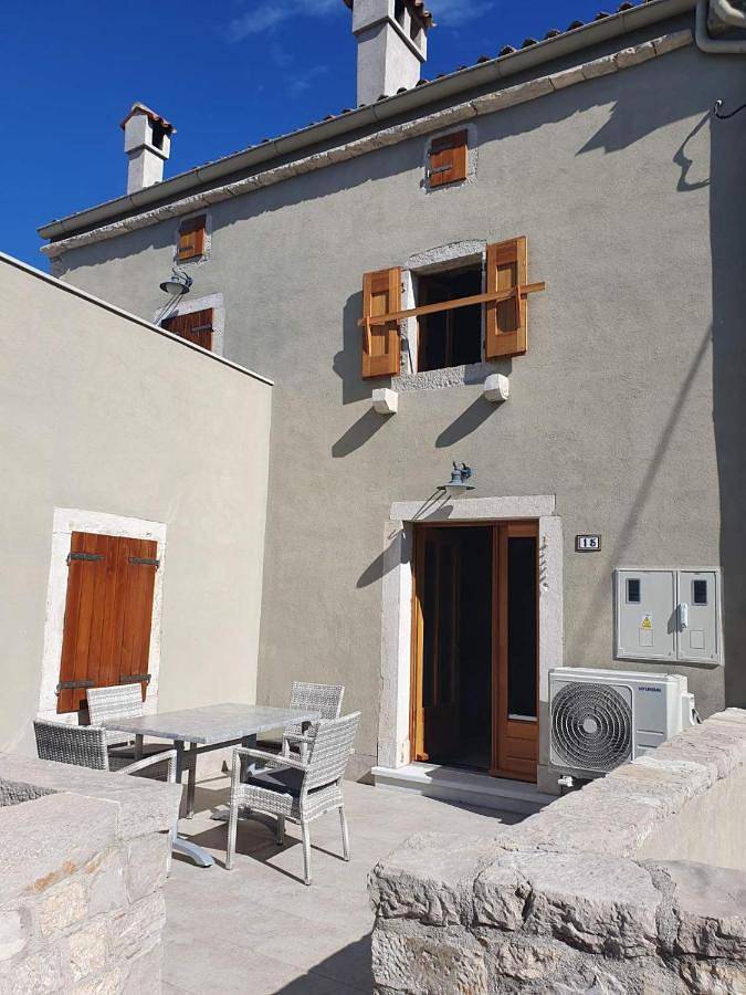 Ferienwohnung für 4 Personen, mit Terrasse und Ausblick