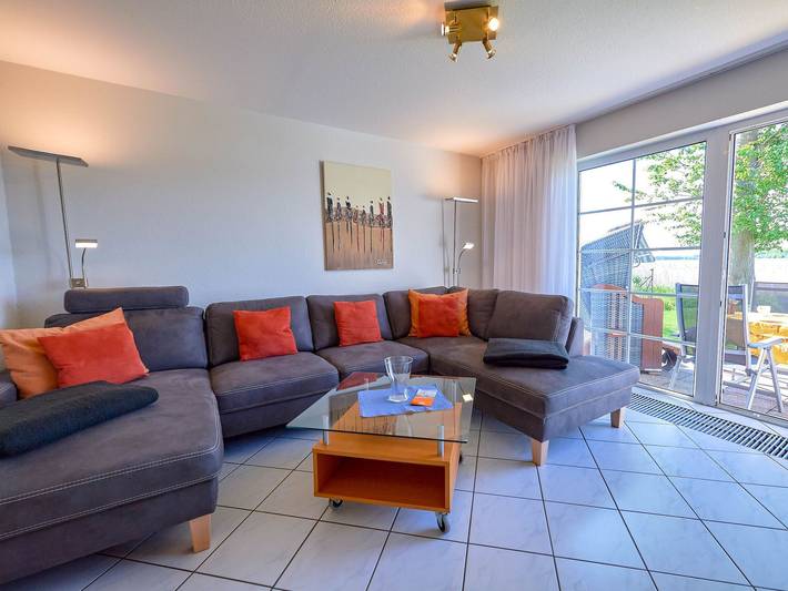 Ferienhaus für 4 Personen, mit Garten und Ausblick sowie Terrasse und Seeblick in Sellin - 3