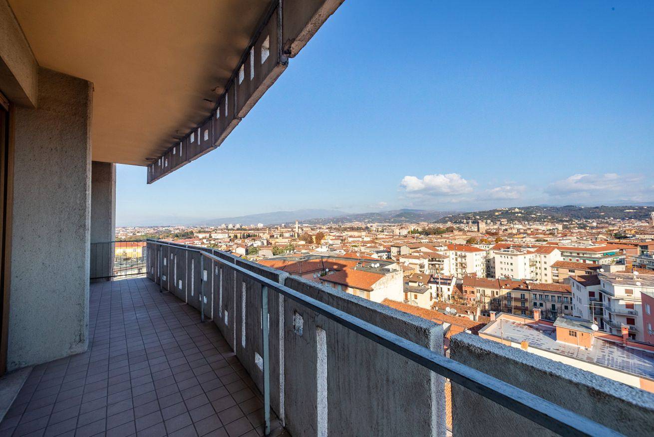 Apartamento entero, Apartamento de vacaciones para 7 personas con balcón/terraza in Centro Storico, Verona