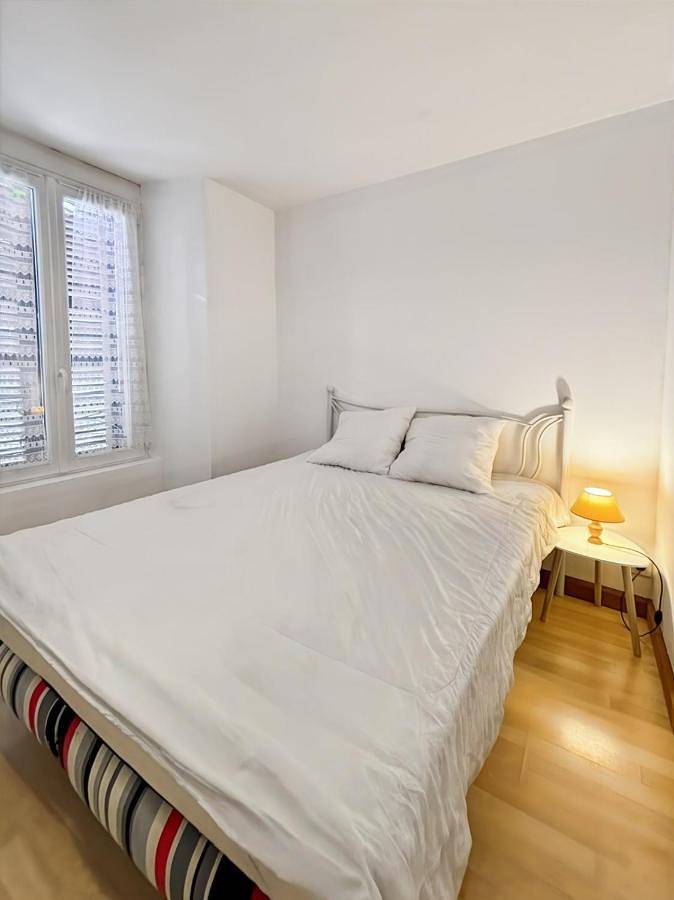 Appartement entier, Appart chaleureux - Village médiéval - Cantal in Laroquebrou, Région d'Aurillac