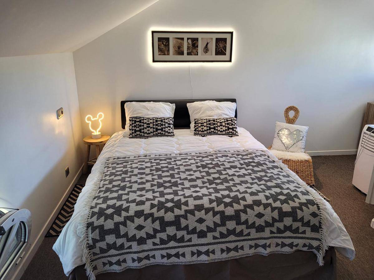 Carnetin Le Parc, Gite et B&B in Thorigny-sur-Marne, Seine-et-Marne