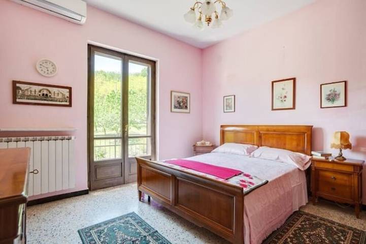 Villa Ciraldo in Monferrato x 8 persone con giardino  immersa nel verde(Riserva) in San Salvatore Monferrato, Provincia d'Alessandria