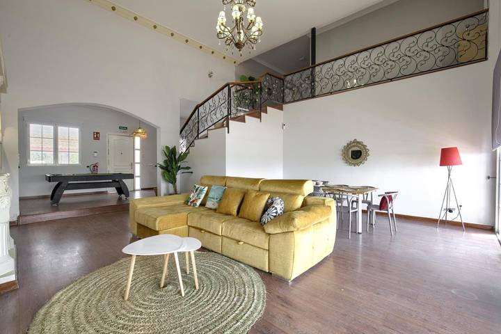 Casa de vacaciones para 8 personas, con piscina y jardín además de jacuzzi y balcón en Provincia de Toledo - 4